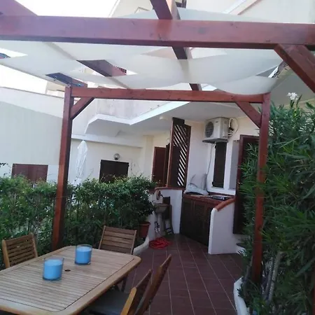 La Perla Di Apartment *